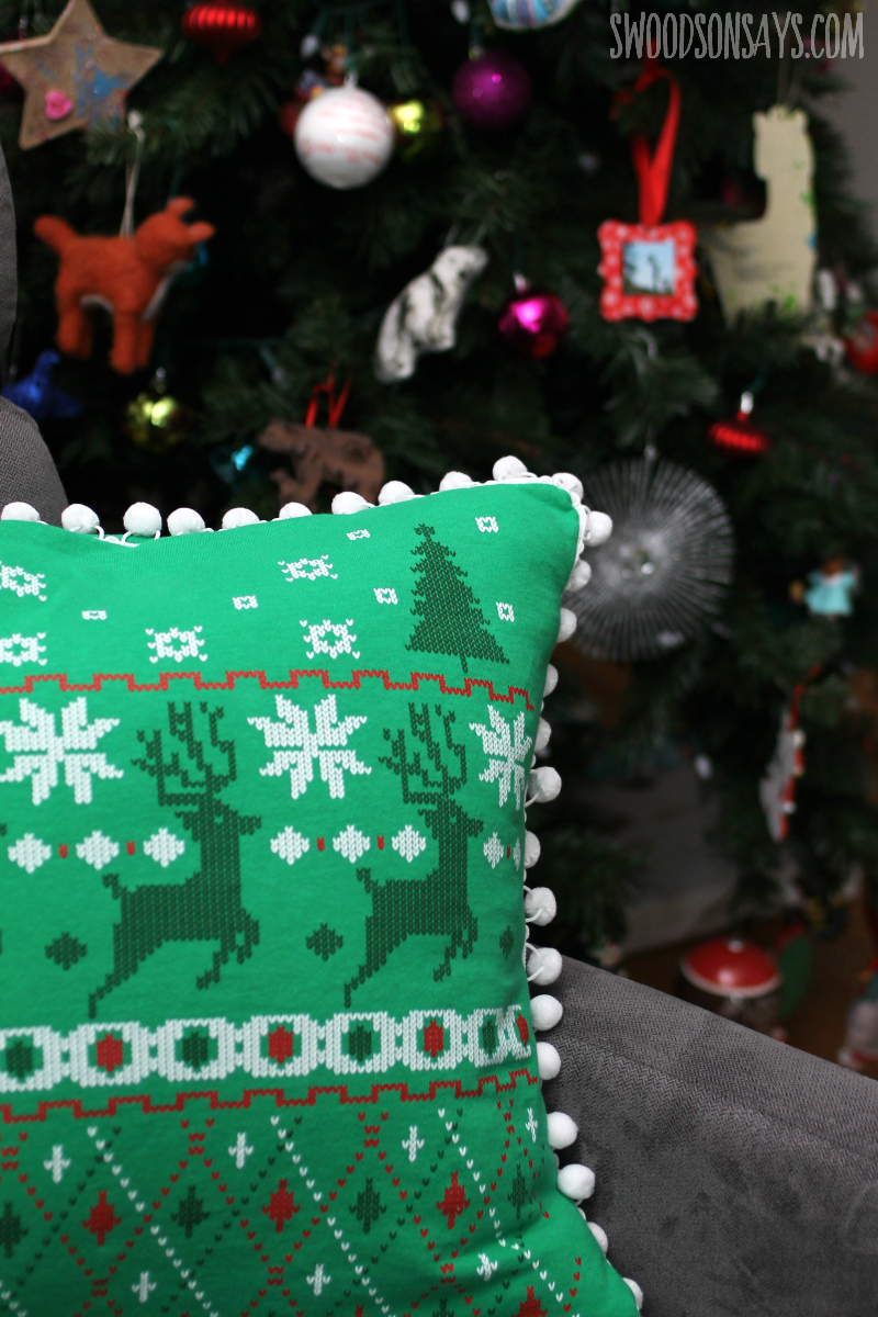 easy christmas pillow sewing tutorial