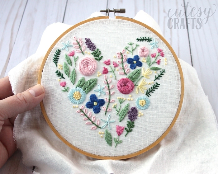 floral heart hand embroidery pattern