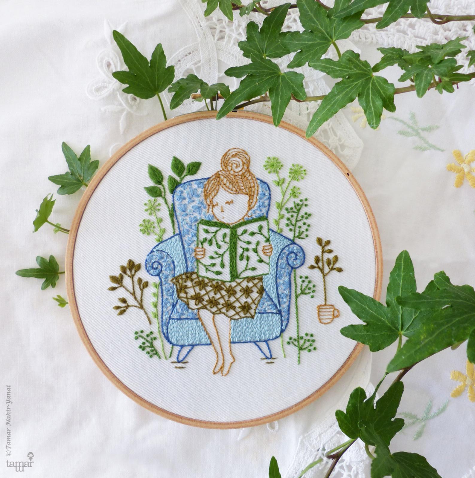 book lover embroidery pattern