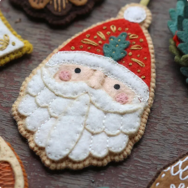 santa felt ornament kit